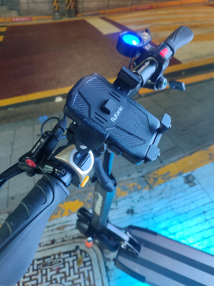260키로신품급 싱글모터계 레전드명기체 LG배터리 대리용가성비 짱유로휠 fe 1000r 60v17ah신품120만 이미지