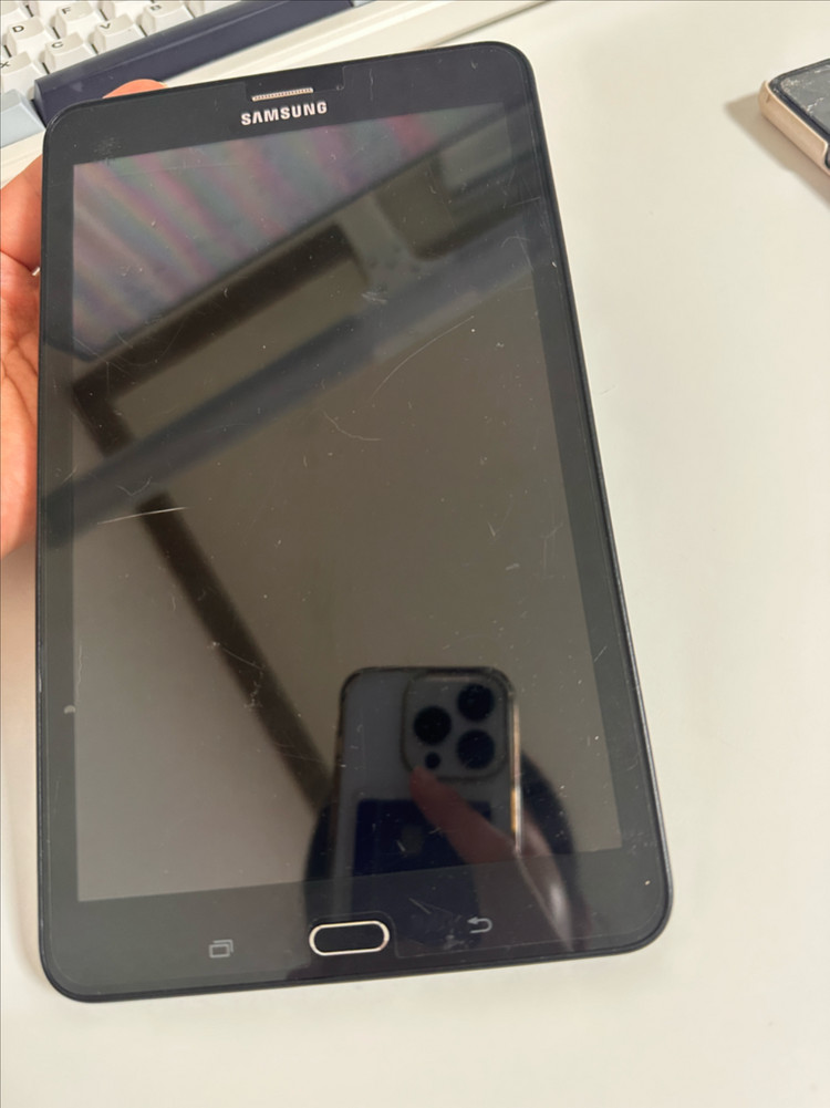 갤럭시탭E 블랙(SM-T378L) 32GB 모델 이미지