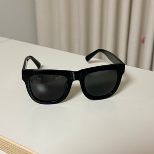 젠틀몬스터 선글라스 이미지