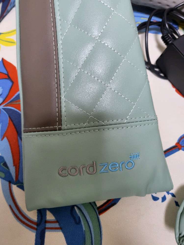 휴플러스 무선 Cordzero-880 승모근 어깨 목 마사지기 이미지