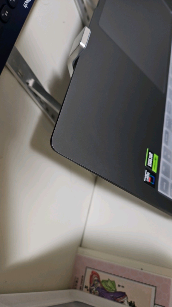 [S급풀박스] 갤럭시북4 울트라 NT960XGL-X92A Ultra9 RTX4070 총 3TB(990PRO 2TB) 이미지