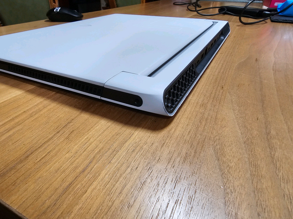 에일리언웨어x17r1 rtx3070 1t 32g 이미지