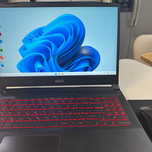 MSI Sword 15 A11SC 게이밍 노트북 이미지