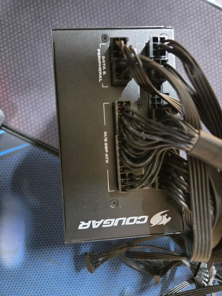 쿠거 GEX850W 풀모듈 GOLD 파워서플라이 이미지