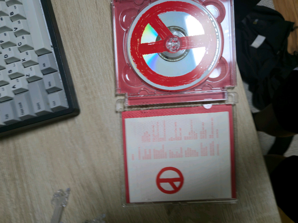 지드래곤 쿠데타 cd 이미지