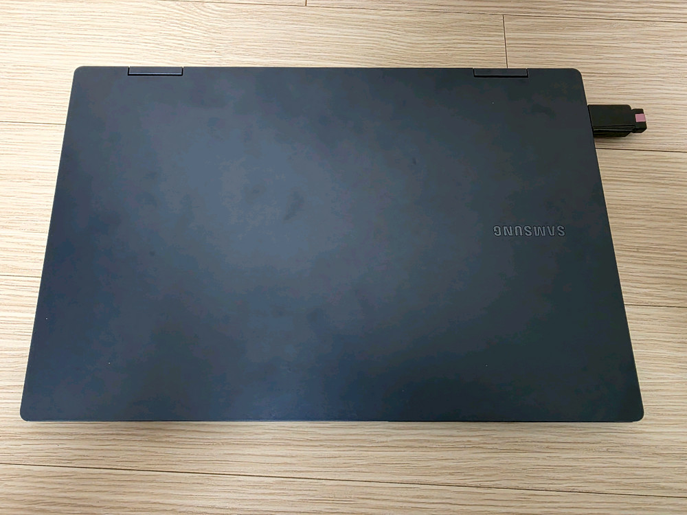 삼성 갤럭시북 프로 360/NT931QDB/13.3인치 노트북/거의새것 이미지