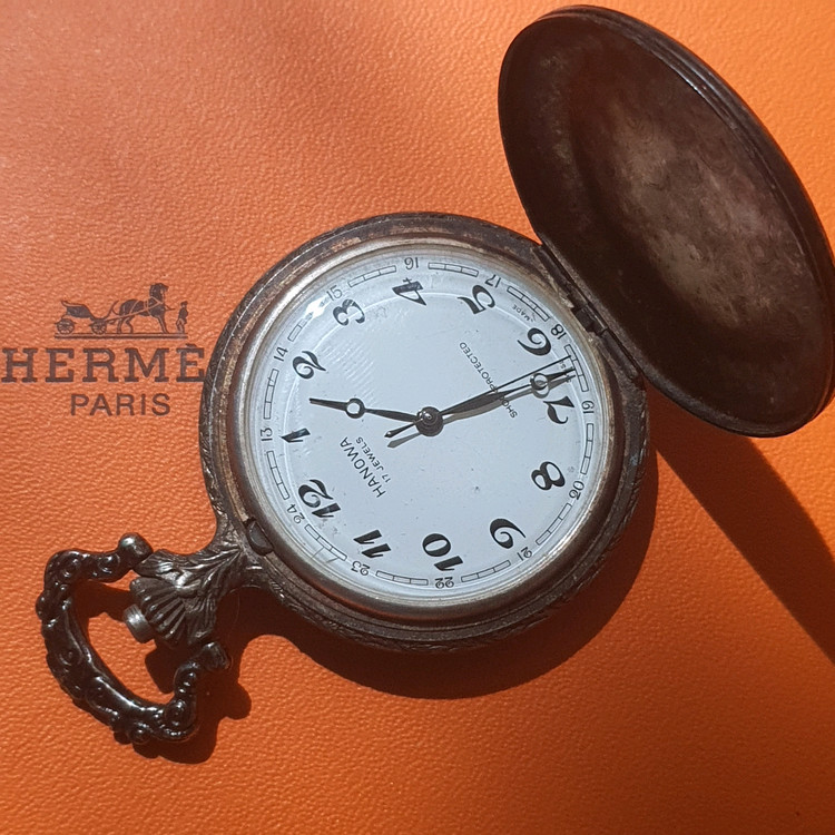 70년대 스위스 수동 기계 HANOWA 회중시계 앤틱 빈티지 이미지
