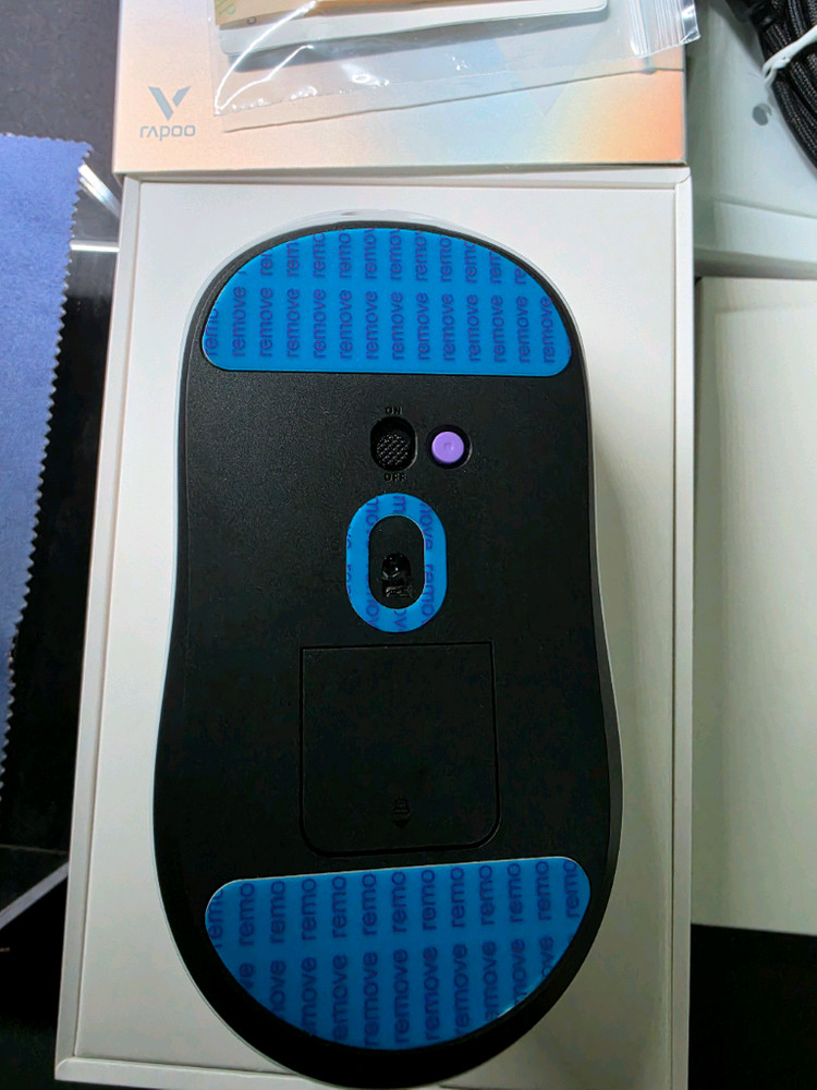 Rapoo 라푸 VT2K MAX 화이트 색상 마우스 이미지