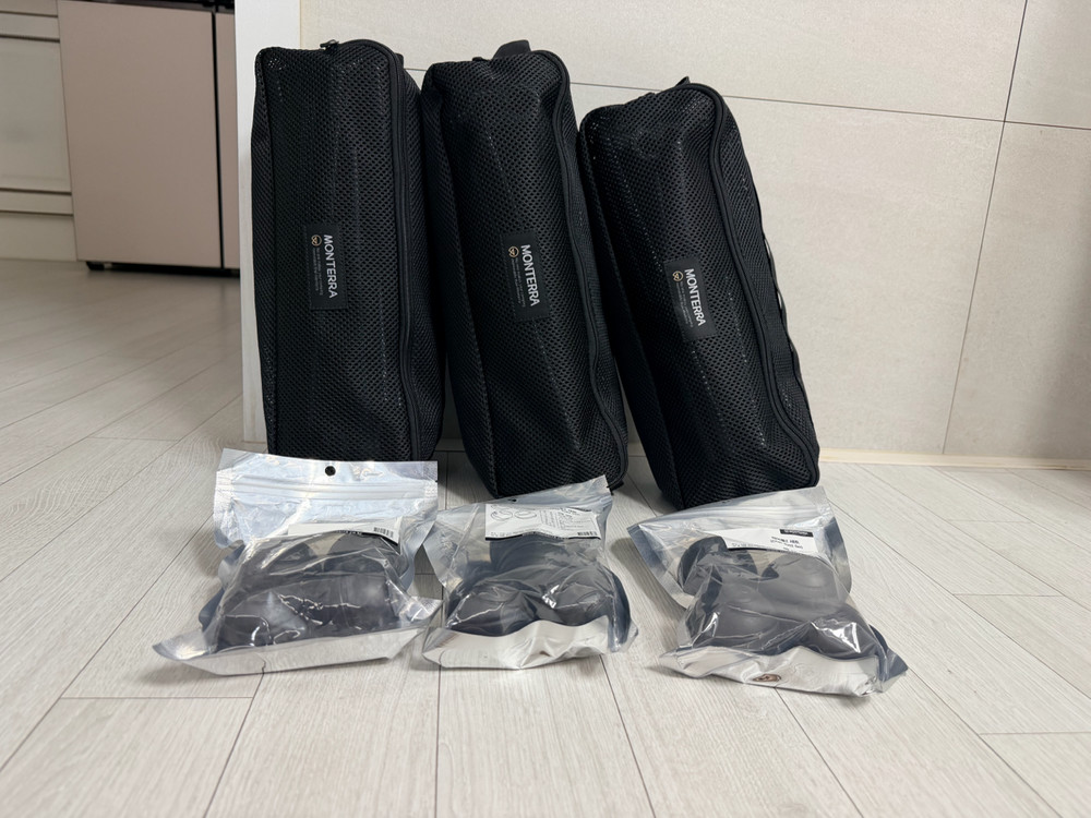 새거) 몬테라 CVT2 S 썸머블랙 체어 경량 메쉬 블랙 이미지