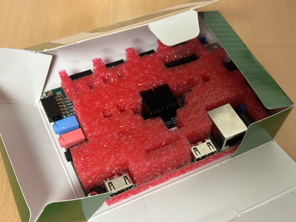 ZYBO Z7 7020 개발보드 이미지