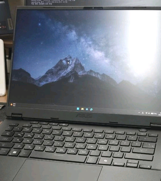 ASUS 노트북 TUF A14 / RTX 5060 / 32GB RAM 이미지