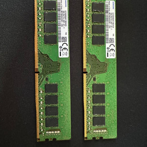 데스크탑용 메모리 램 삼성 DDR4 2400 16GB 이미지