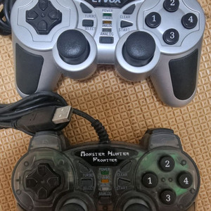 조이트론 USB유선 xbox360 유/무선 패드 이미지