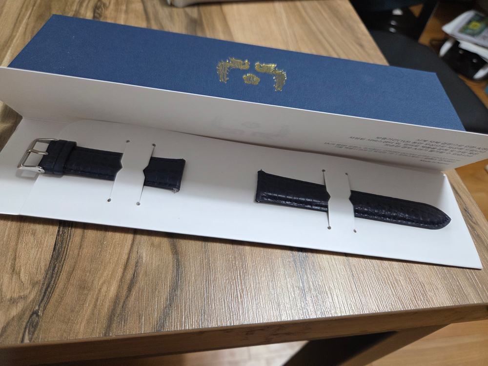 이재명 대통령시계.(택포함)350.000원. 이미지
