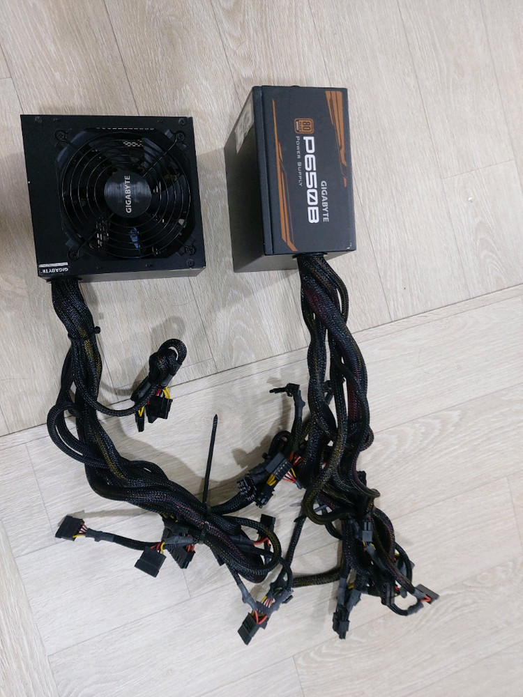 기가바이트 650W 파워/ 2개 4만원발송 이미지