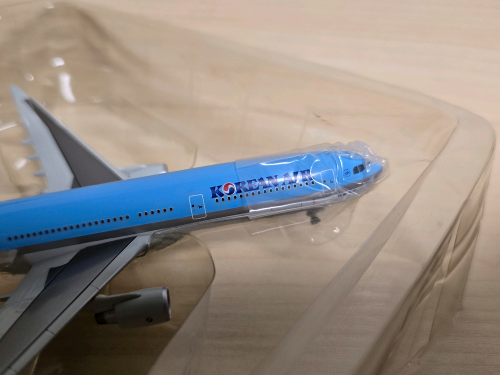 대한항공 A330-300 모형 1/400 스케일 이미지