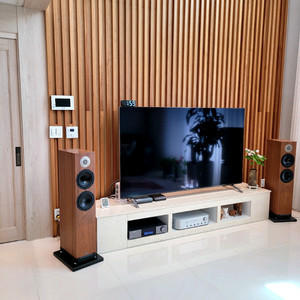 스펜더 D 7.2 톨보이 스피커 이미지