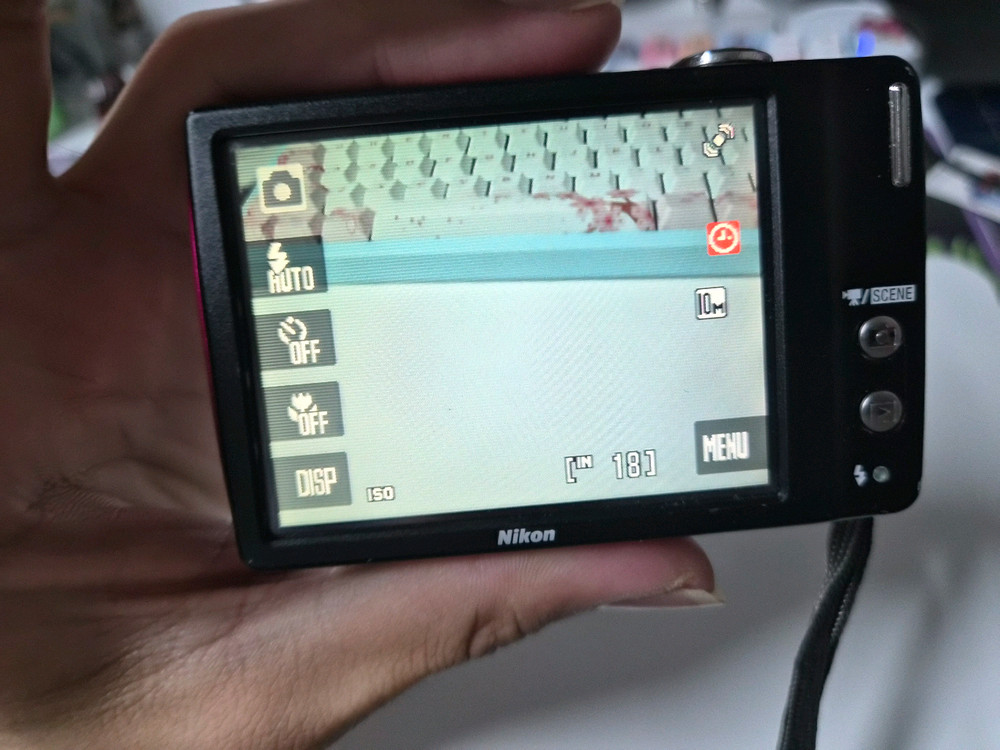 니콘 쿨픽스 s230 이미지