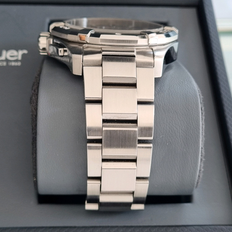 태그호이어 아쿠아레이서 크로노 쿼츠 43mm CAY1110(2020년식) 이미지