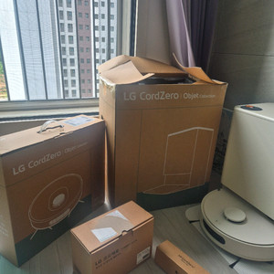 LG코드제로 AI 오브제컬렉션 로보킹 올인원 판매합니다. 이미지