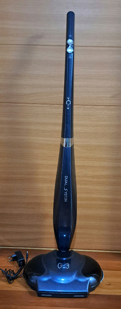 무선스윙 물걸레 청소기겸 진공청소기 이미지