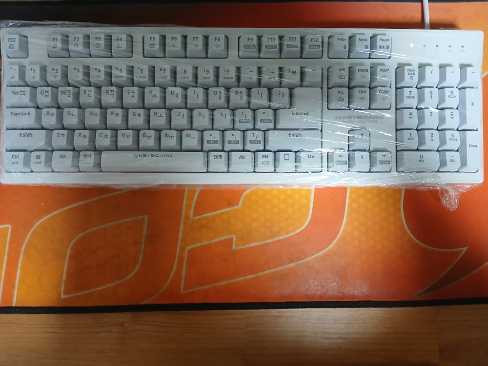 스카이디지탈 nkey r3 rgb 갈축 키보드(화이트) 이미지