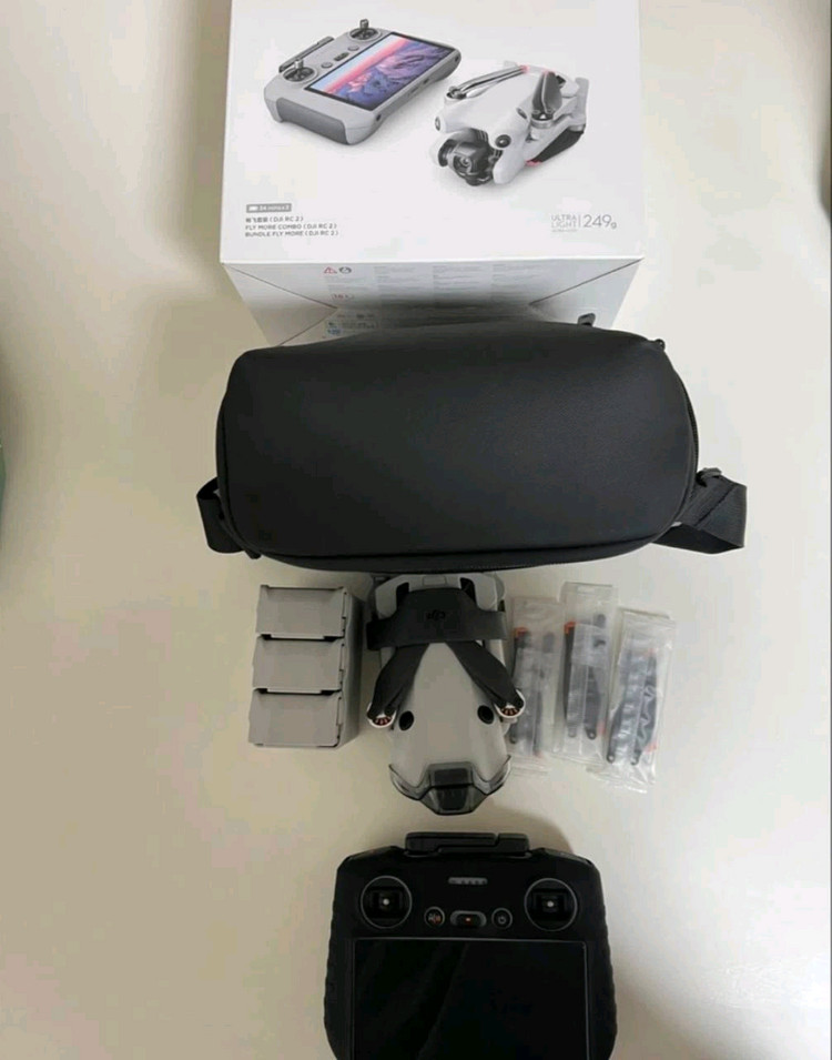 DJI Mini 4 Pro 플라이 모어 콤보 (RC 2) 이미지