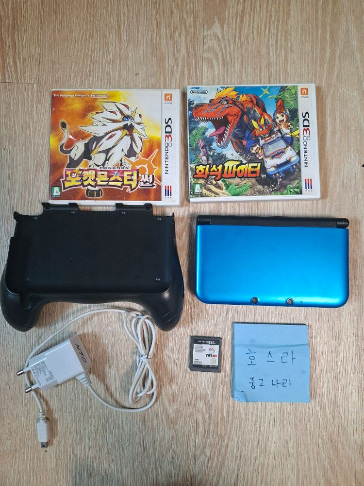 닌텐도 3ds xl 포켓몬뱅크 썬 화석파이터 피파08 깨끗함 이미지