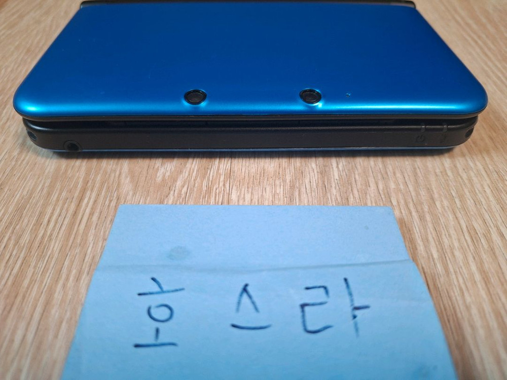닌텐도 3ds xl 포켓몬뱅크 썬 화석파이터 피파08 깨끗함 이미지