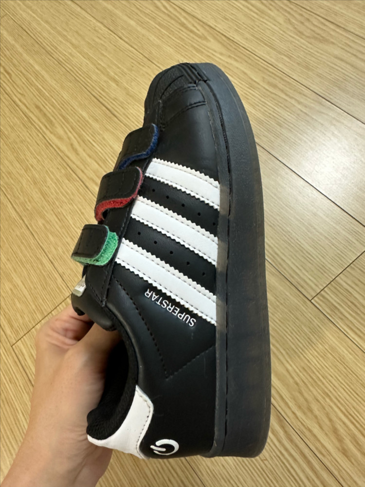 아디다스키즈 슈퍼스타 led 라이트 200 이미지