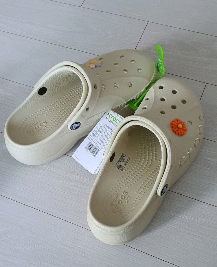 정품 크록스 키높이 켤레당 45000원(택달린 새상품) 이미지
