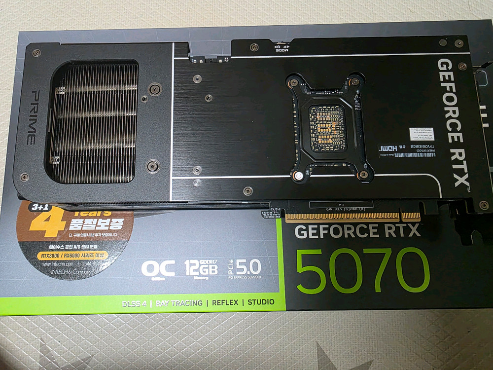 ASUS PRIME 지포스 RTX 5070 OC D7 12GB 인텍앤컴퍼니 이미지