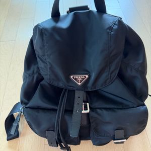 프라다 나일론 백팩 블랙 이미지