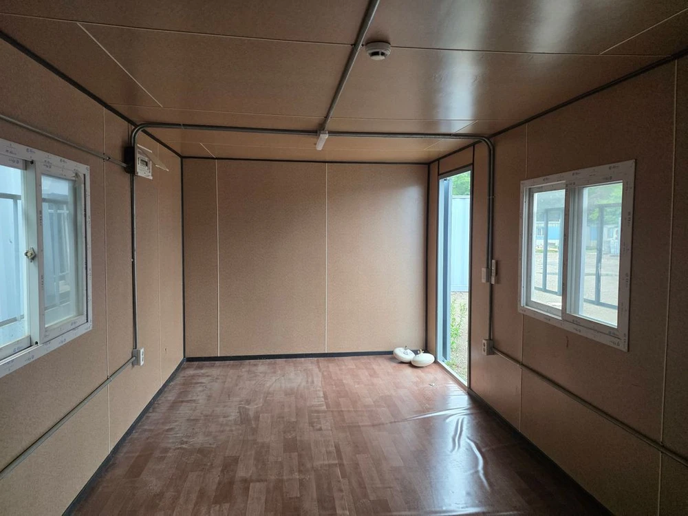 (판매)3x6 중고 A급컨테이너 전기노출됨 싸게팝니다,에어콘설치됨 이미지
