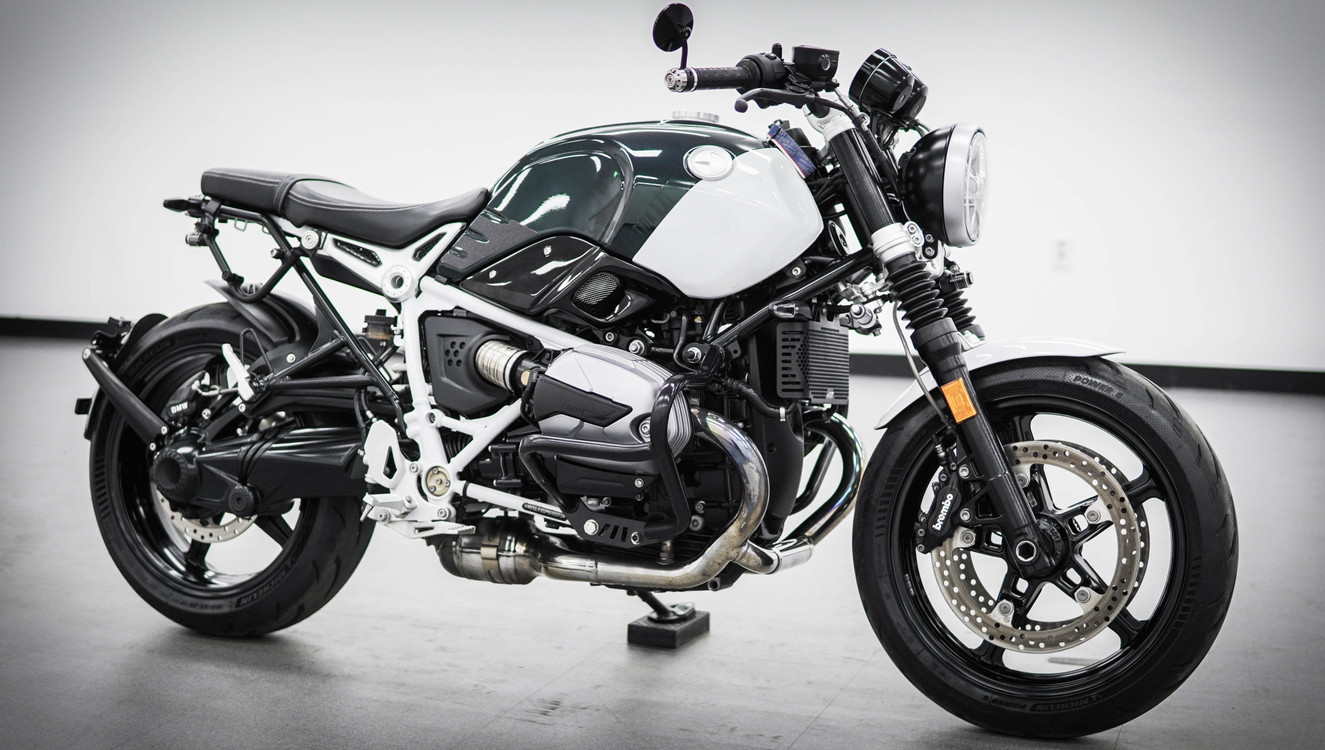 BMW R 나인 T 퓨어 23년식 22,000km 판매합니다. 이미지