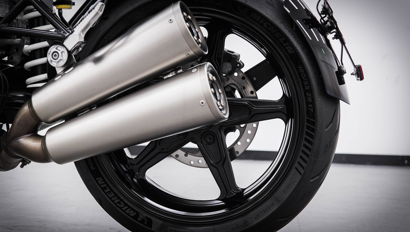BMW R 나인 T 퓨어 23년식 22,000km 판매합니다. 이미지