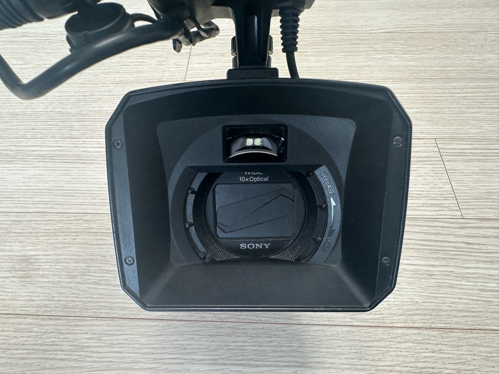 소니 정품 HXR-NX30N 캠코더 판매합니다 이미지