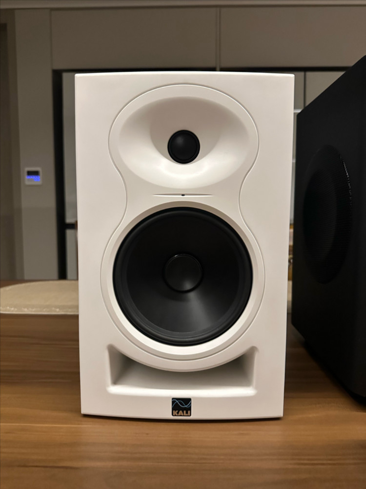 Kali Audio LP6 V1 + WS-6.2 + MV BT 칼리오디오 풀세트 이미지