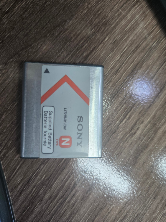 디지털 카메라 DSC-W830 SONY 판매합니다. 이미지