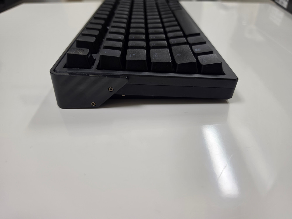 asus rog azoth extreme 스노우(리니어) 축 판매합니다. 이미지