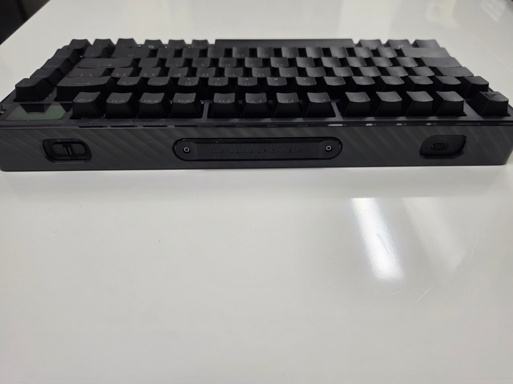 asus rog azoth extreme 스노우(리니어) 축 판매합니다. 이미지