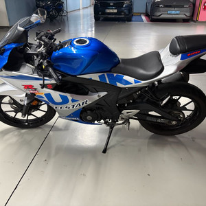 스즈키 gsx-r125 21년식 신차급 이미지