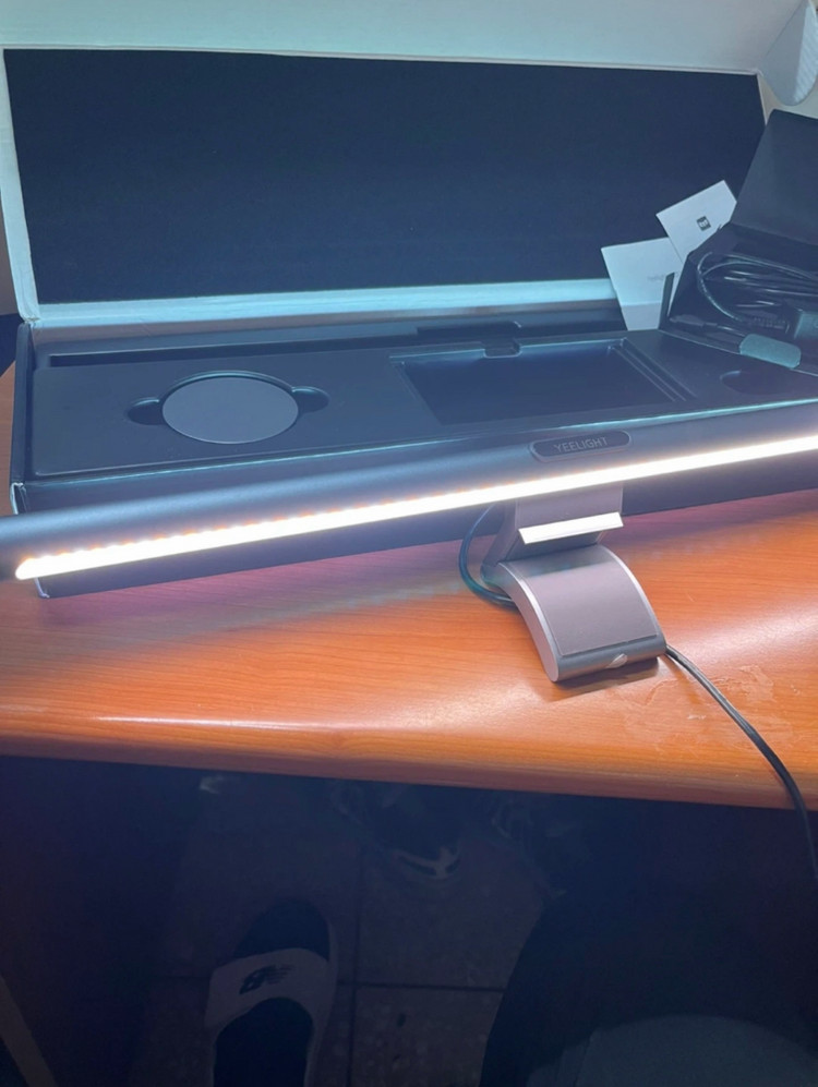 Yeelight LED 스크린 행잉 라이트 PRO 이미지