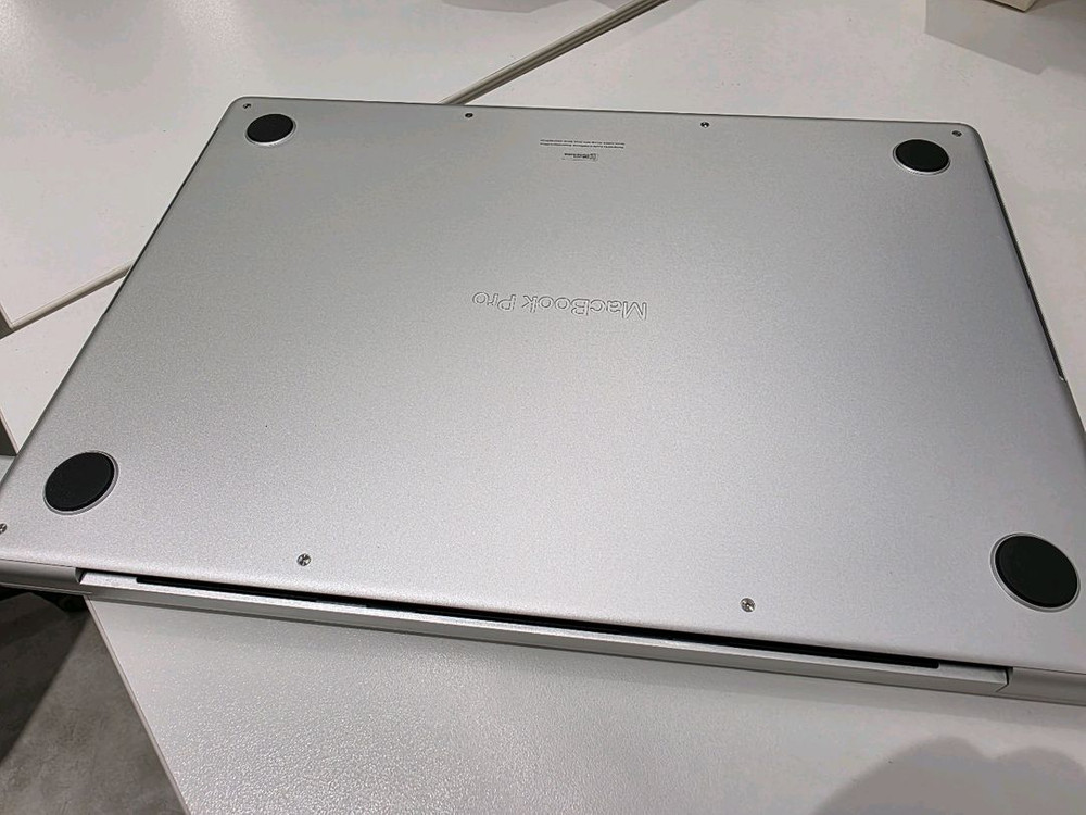 노트북 M5 맥북 Pro 14인치, 16g 512ssd 이미지