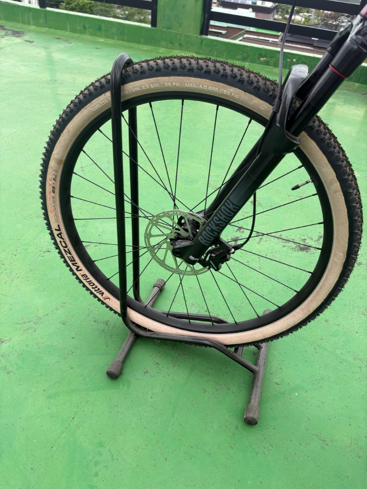 스페셜라이즈드MTB 치젤콤프 하드테일 L 이미지