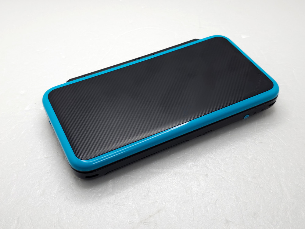닌텐도 NEW 2DS 블랙 블루 32gb 풀세트 이미지