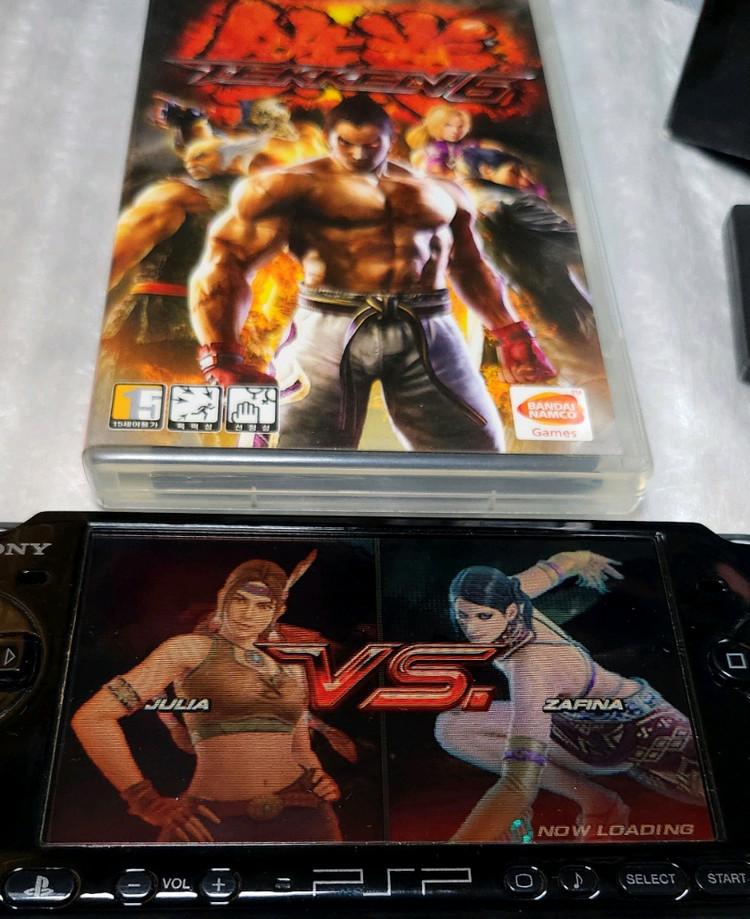 소니 PSP 게임기 그란 투리스모 레이싱 팩 3005버전 블랙 (한국 정식발매) 철권6 포함 / 판매 이미지