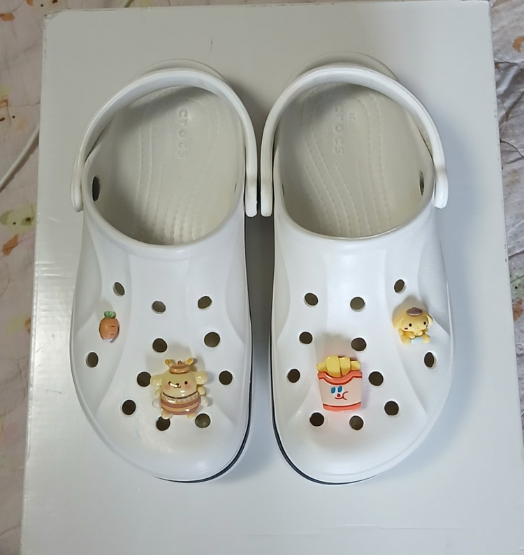 크록스정품 C13 185<180~185>정도 바야밴드 화이트.지비츠포함 이미지