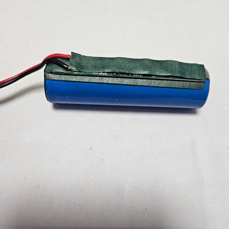 18650 리튬이온 배터리 전선 배터리 보호회로 노래방 마이크 배터리 2600mAh 3.7V 1개 1천원 이미지
