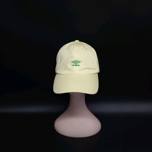 엄브로 남여공용 레몬색 볼캡 이미지
